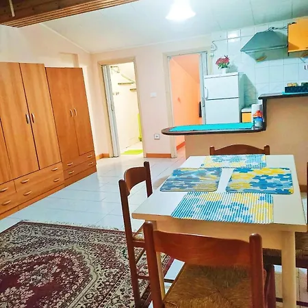 Mansarda Centro Con Parcheggio Privato * Imola